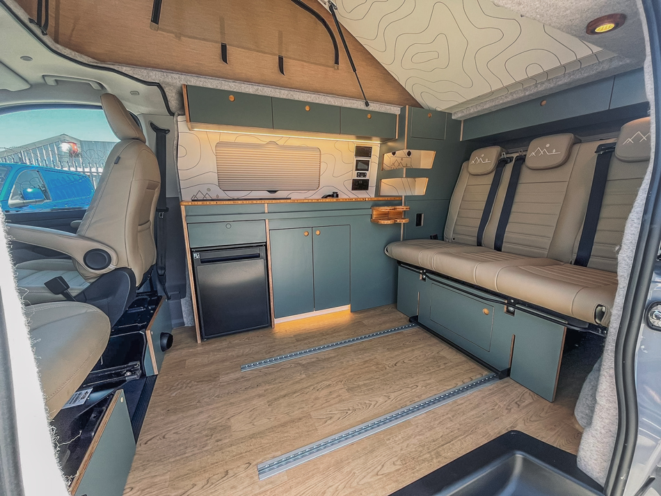 Volkswagen T30 T7 Commerce Plus - Offtrail details